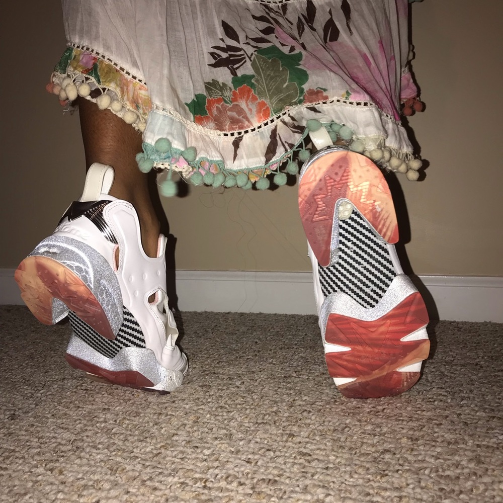 SUPER RARE Reebok Epitome Instapump Sneakers